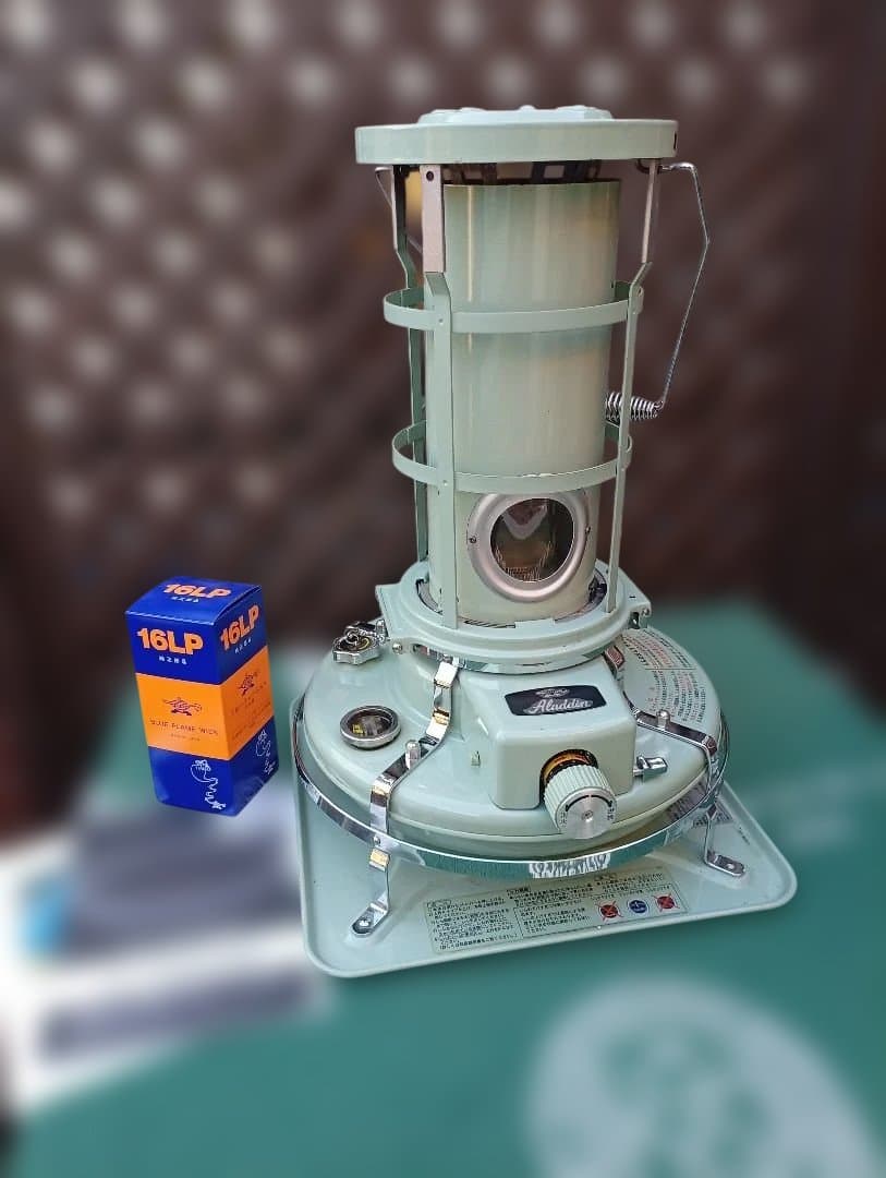 アラジンメンテナンス済。純正芯交換済。取り扱い説明書。グリーン