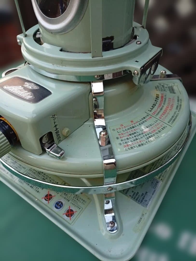 アラジンメンテナンス済。純正芯交換済。取り扱い説明書。グリーン