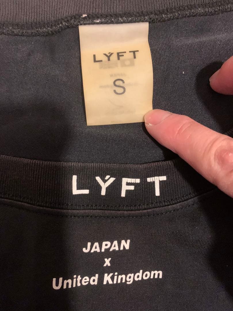 【最終値下げ】リフトタンクトップ2着、Tシャツ1着、パンツ1着セット ジム