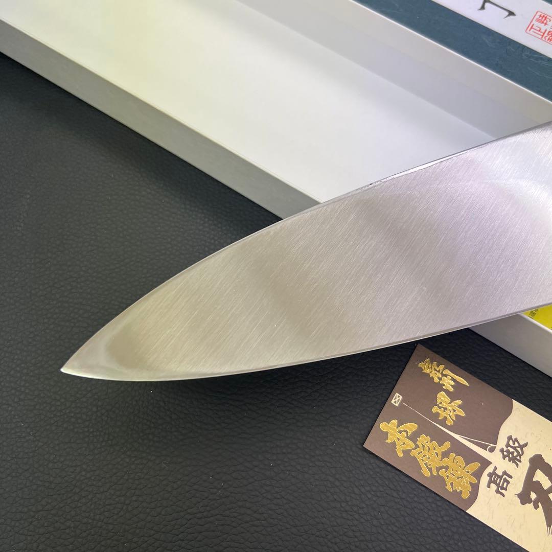 ★新品送料込堺一文字吉国白二鋼出刃包丁195mm水牛柄マチ磨き裏押し切れ味抜群