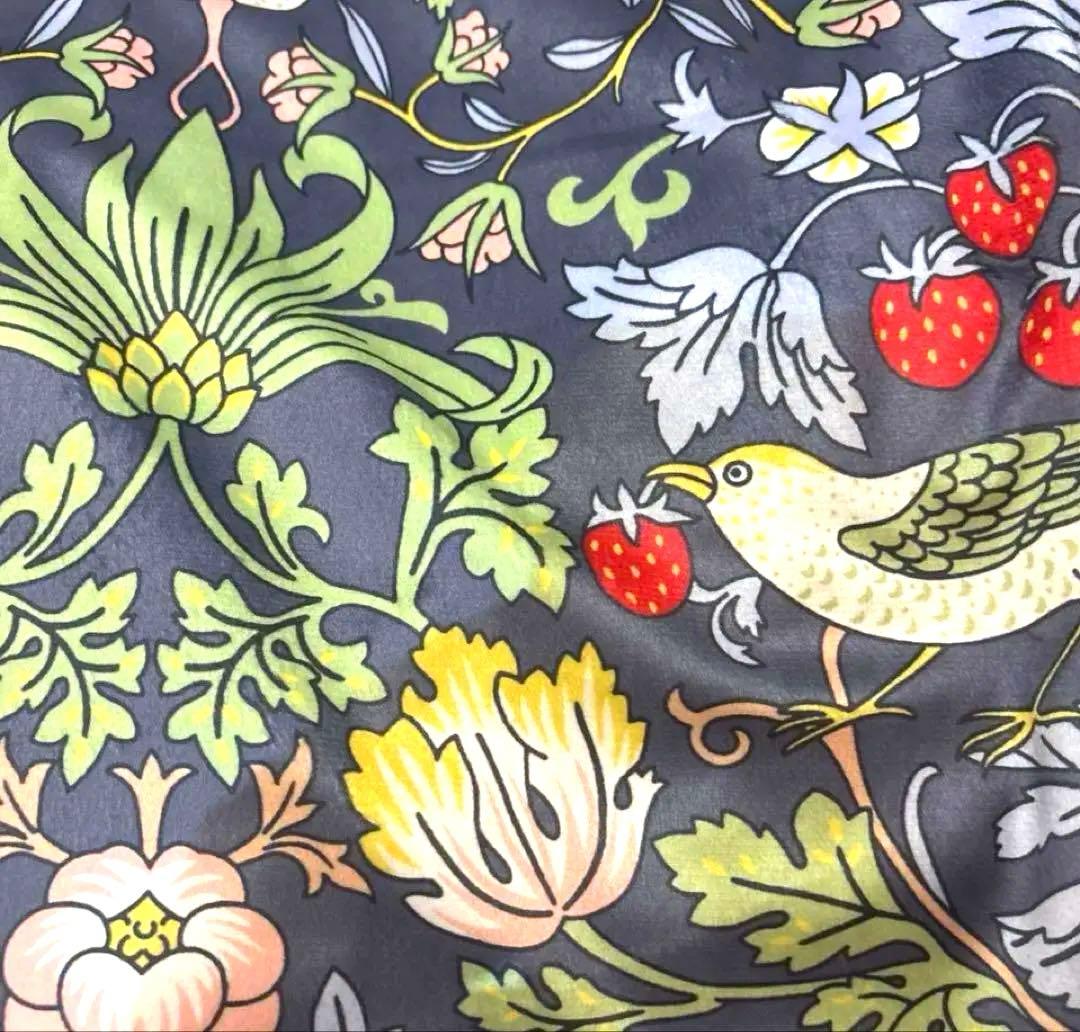 新品　V&A あったかカバー　いちご泥棒掛けふとんカバー♦︎フランネル ♦︎シングル