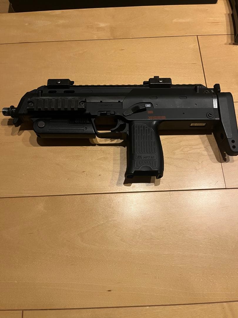 MP7A1 電動ガンA1 動作良好　リポキット＋バッテリー