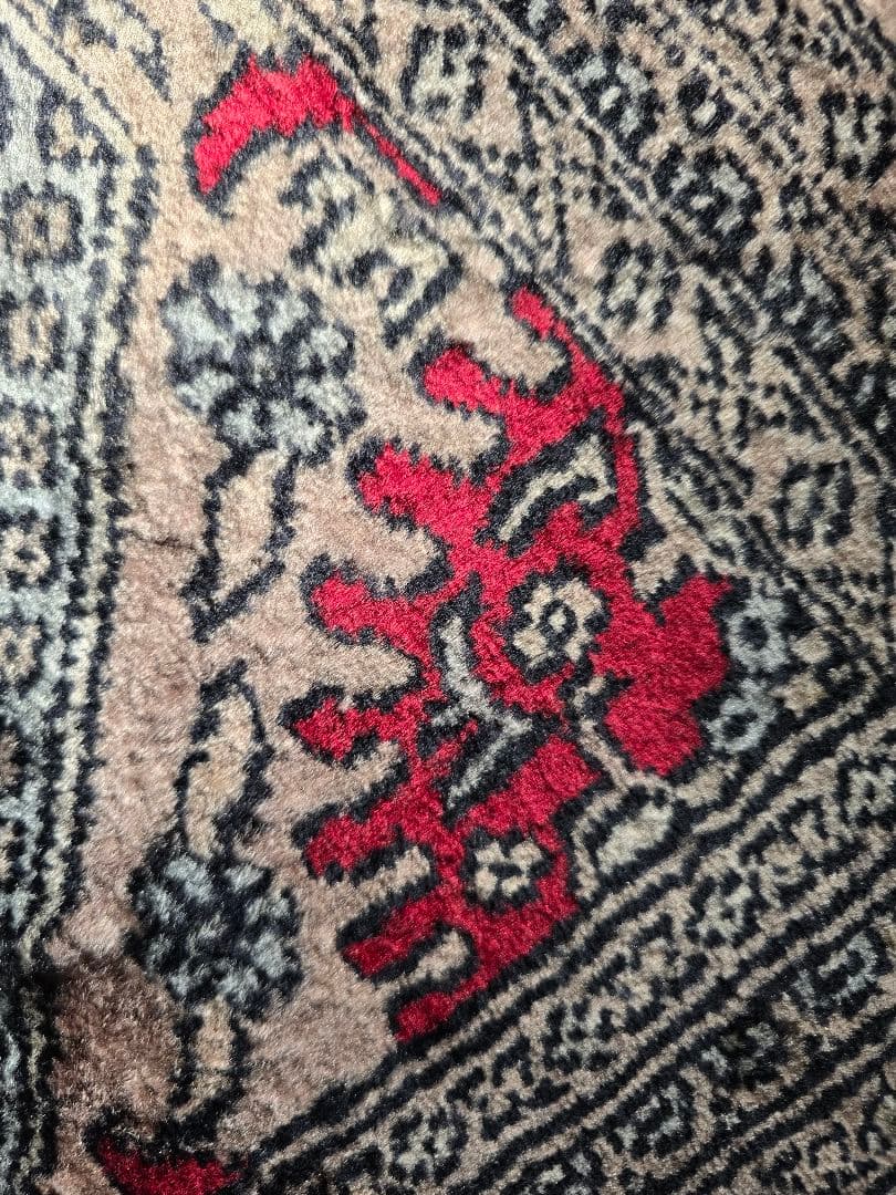 オリエンタルデザイン ウール純毛の手作りラグ 約100cm x 60cm