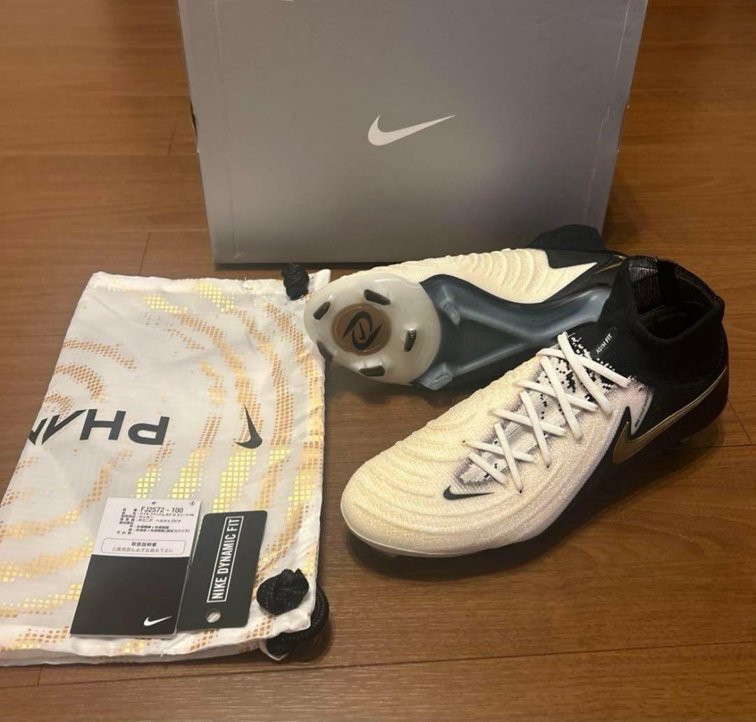 【新品未使用】NIKE PHANTOM LUNA Ⅱ ELITE FG 26.5