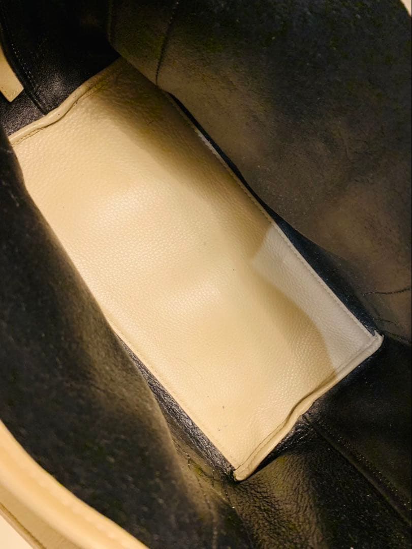 美品BALENCIAGAバレンシアガ　レザートートバッグ　ベージュ系