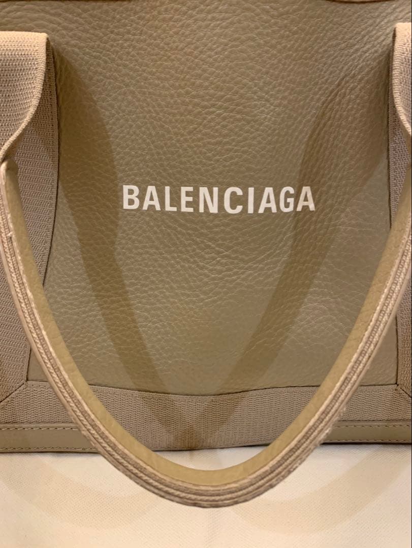美品BALENCIAGAバレンシアガ　レザートートバッグ　ベージュ系