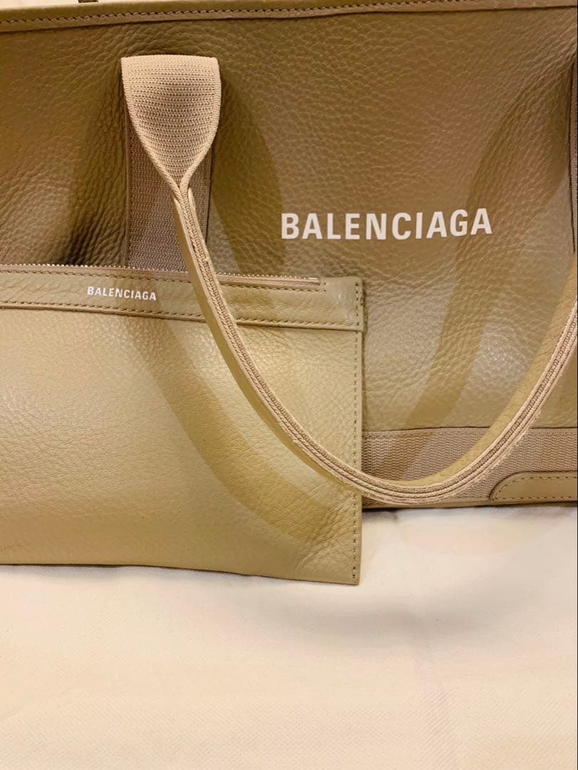 美品BALENCIAGAバレンシアガ　レザートートバッグ　ベージュ系