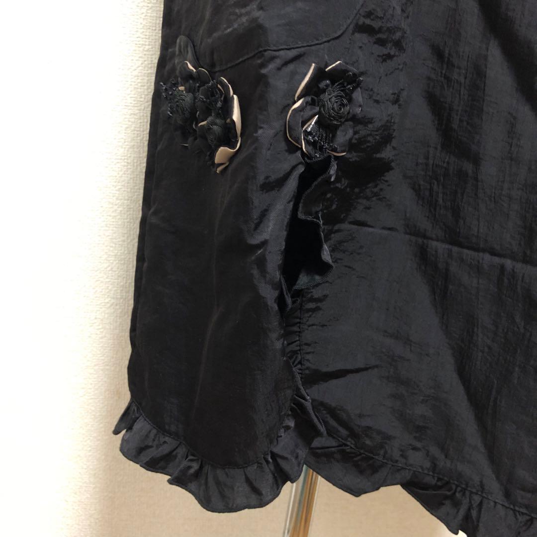 新品 お花モチーフ あったかエプロンドレス ワンピース