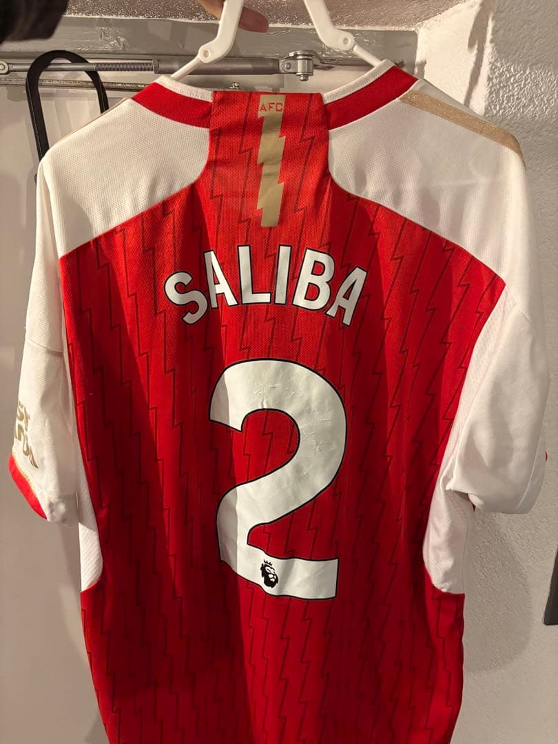 アーセナル サリバ 公式ユニフォーム