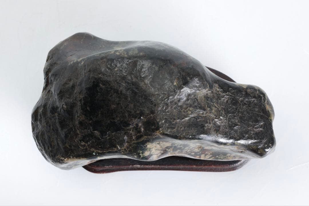 あ*げ様 根尾川産 六華　菊花石 小菊明瞭 台座・共箱付 鑑賞石 盆石 紋石 原