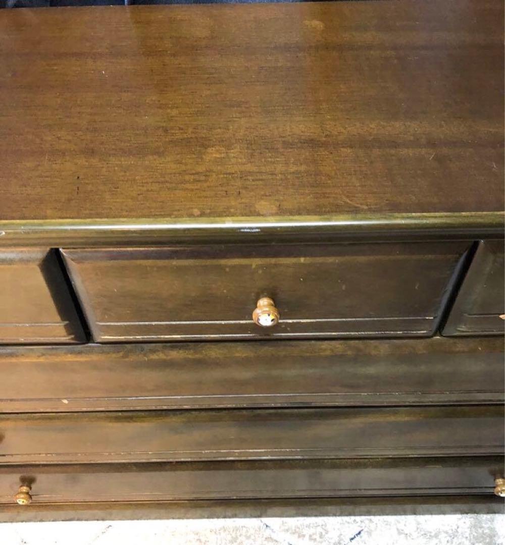 岡家具　天然木チェスト