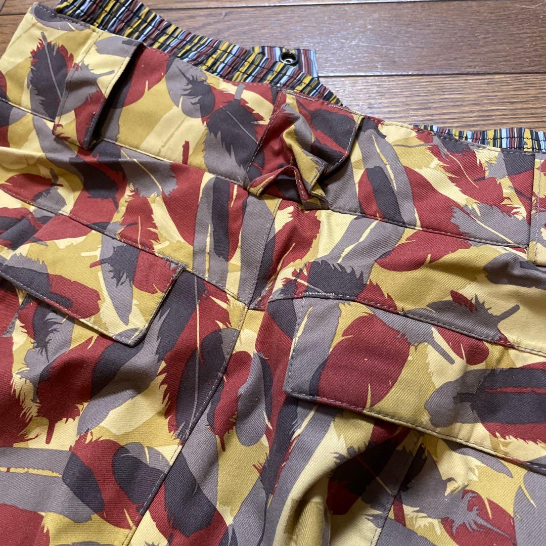 バートン　スノーボードウェア ミディアム　マルチカモフラージュ