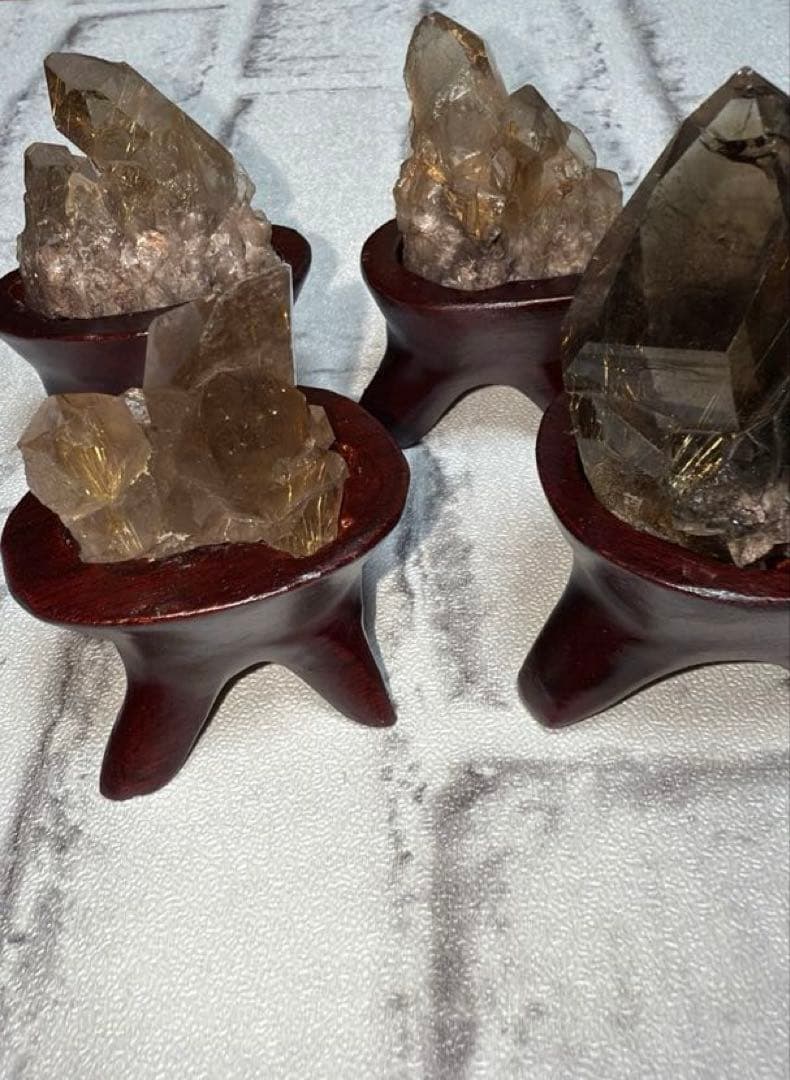 ②ブラジル産 タイチンルチルクォーツ マスター 原石クラスター 特注手彫専用台座