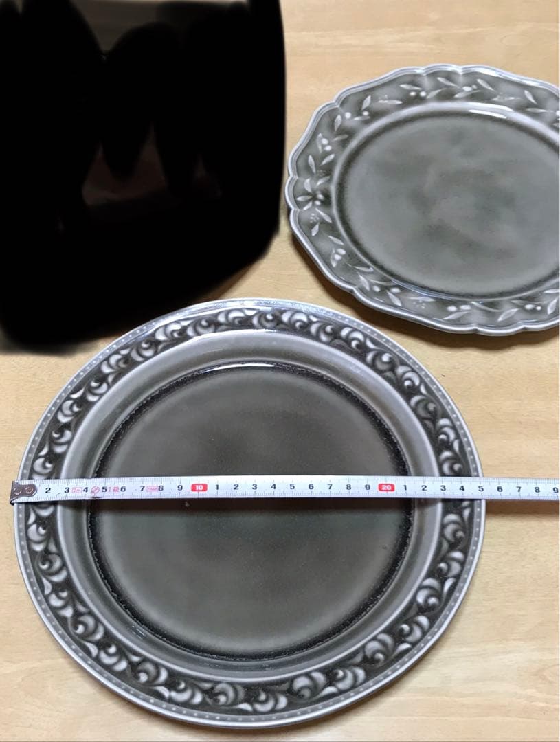 阿部慎太朗さん　リム皿プレート　8寸　24cm ２種類　各１枚　2枚セット