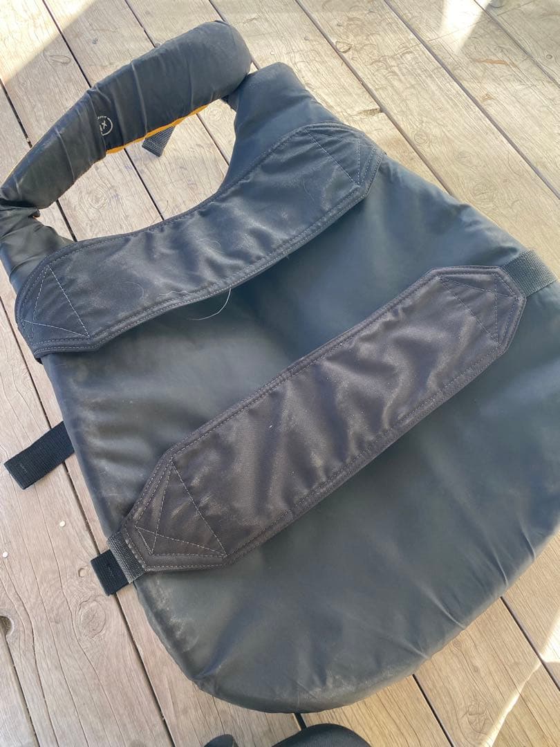 犬用ライフジャケット イエロー/ブラック