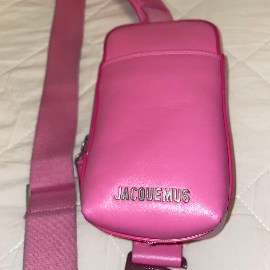 JACQUEMUS ピンク ボディバッグ