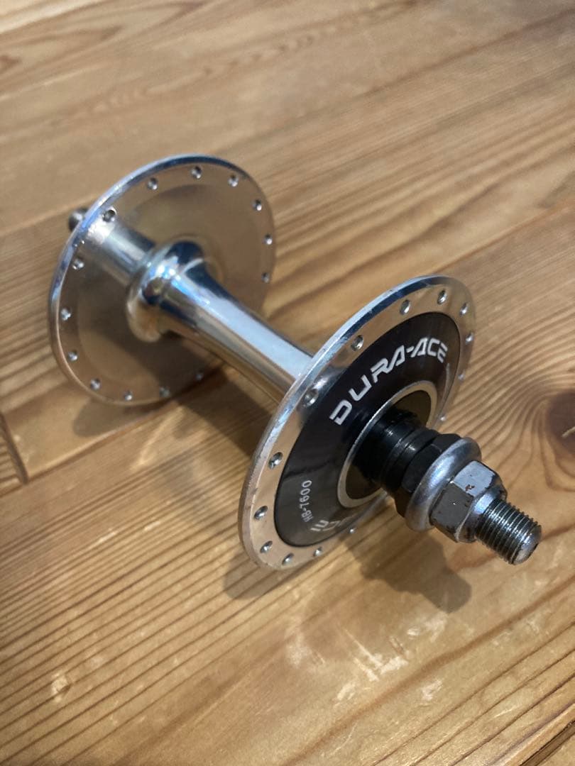 DURA-ACE HB-7600 ハブ 32H