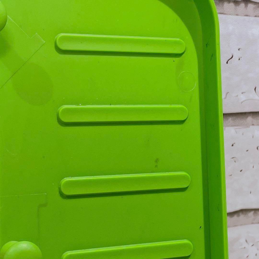 三角コーナーいらず スポンジ置き キッチンシンク　水切り グリーン