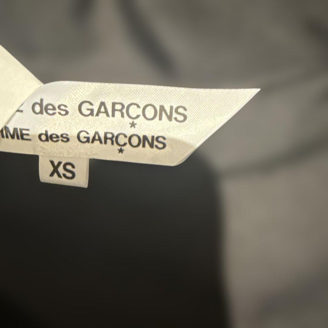 COMME des GARÇONS 黒シャツ、ブラウスXS コムデギャルソン