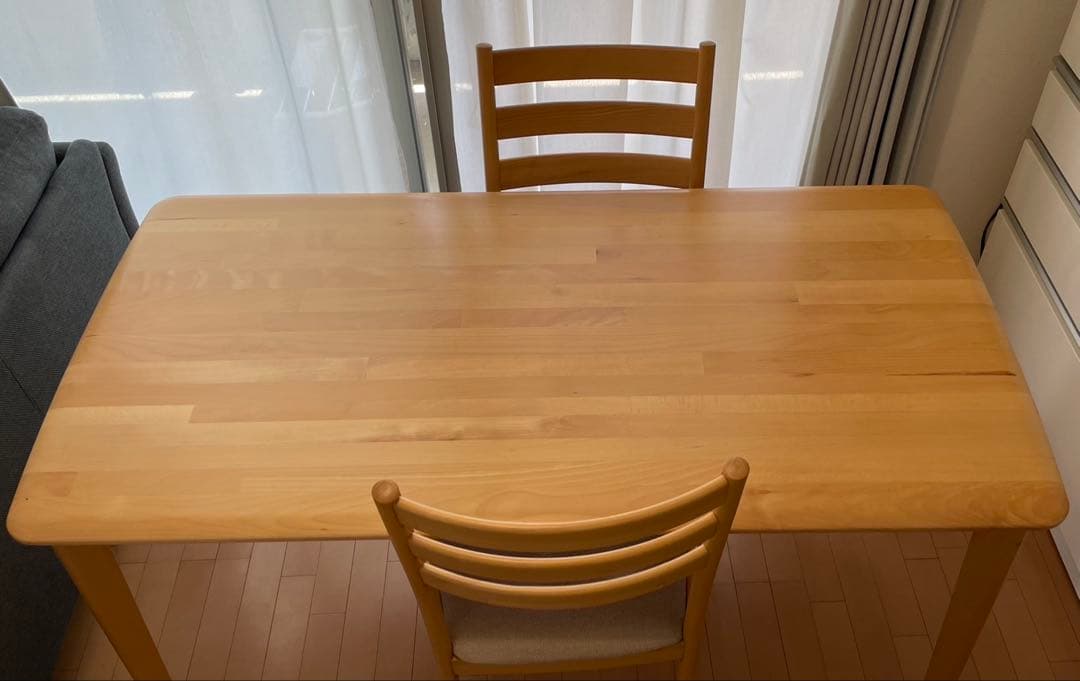 ニトリ　ダイニングテーブル