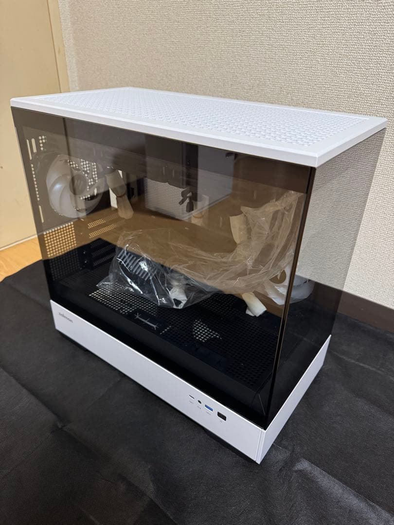 【PCケース】ZALMAN P30 BW（CPU水冷クーラー付属）【中古】