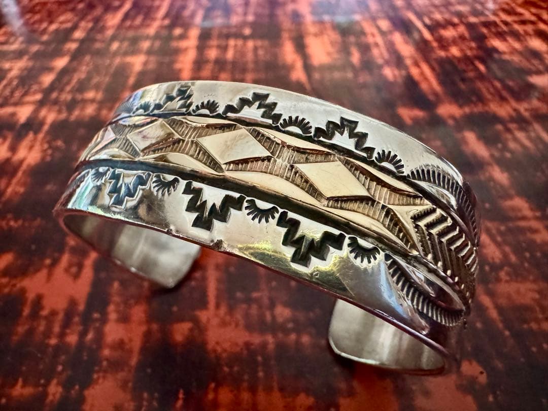 ブルースモーガン バングル 14K レアデザイン 幅広 ワイド 小さめ ナバホ