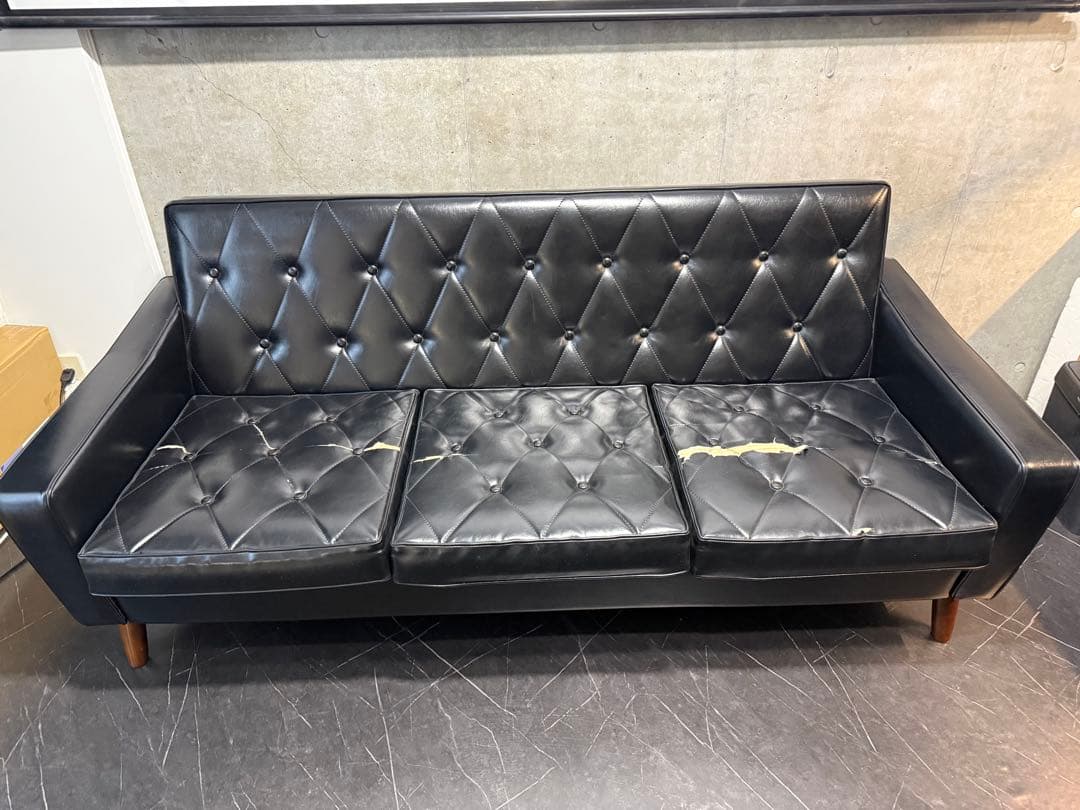 【送料込み】カリモク60 ロビーチェア 3シーター ブラック