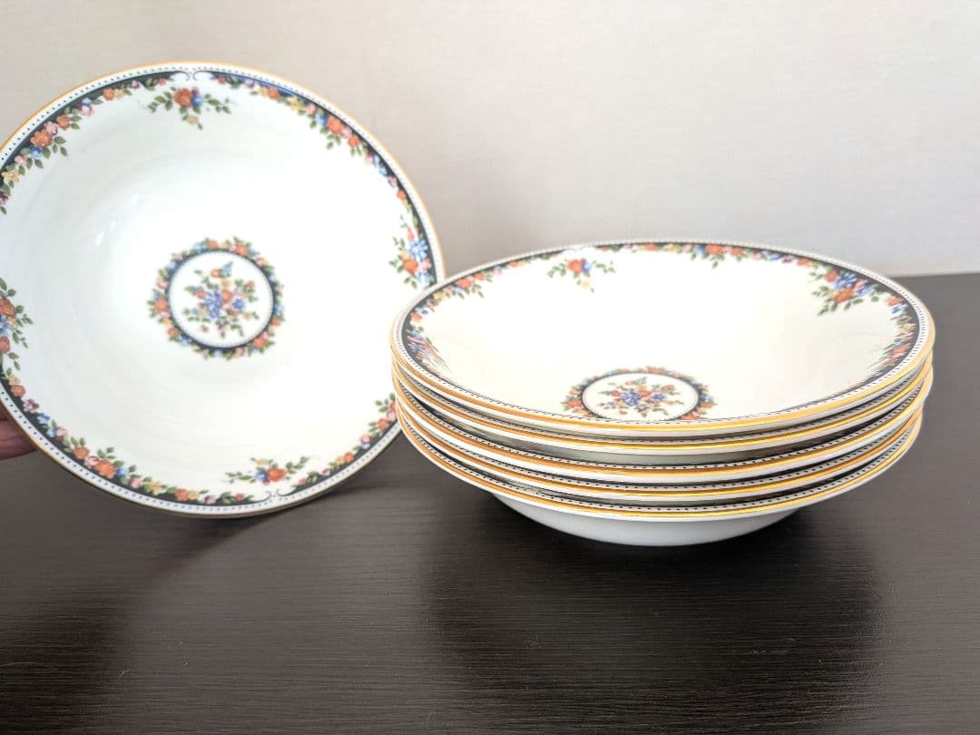 ウェッジウッド　オズボーン　サラダボウル　直径15.5cm　6枚　新品未使用