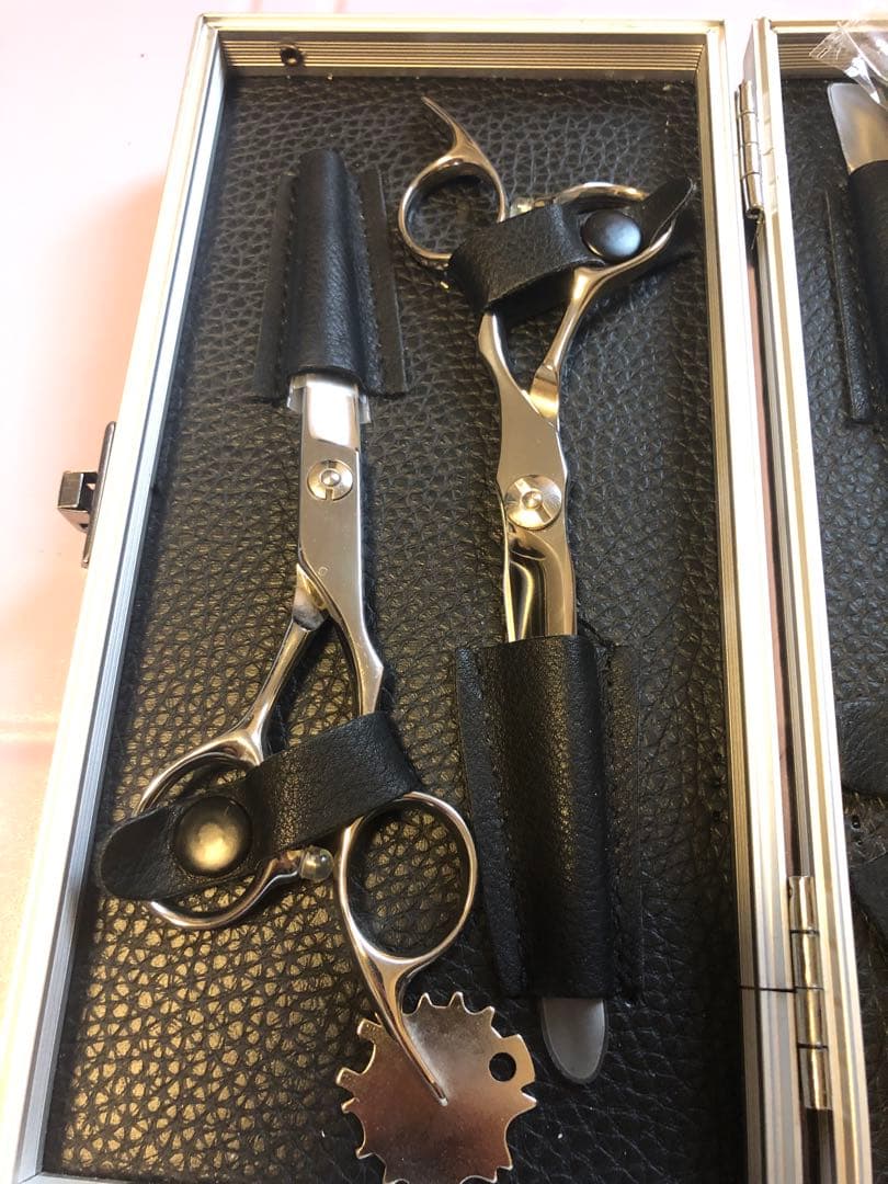 美容師シザーセット(セニングシザー1本、カットシザー2本)