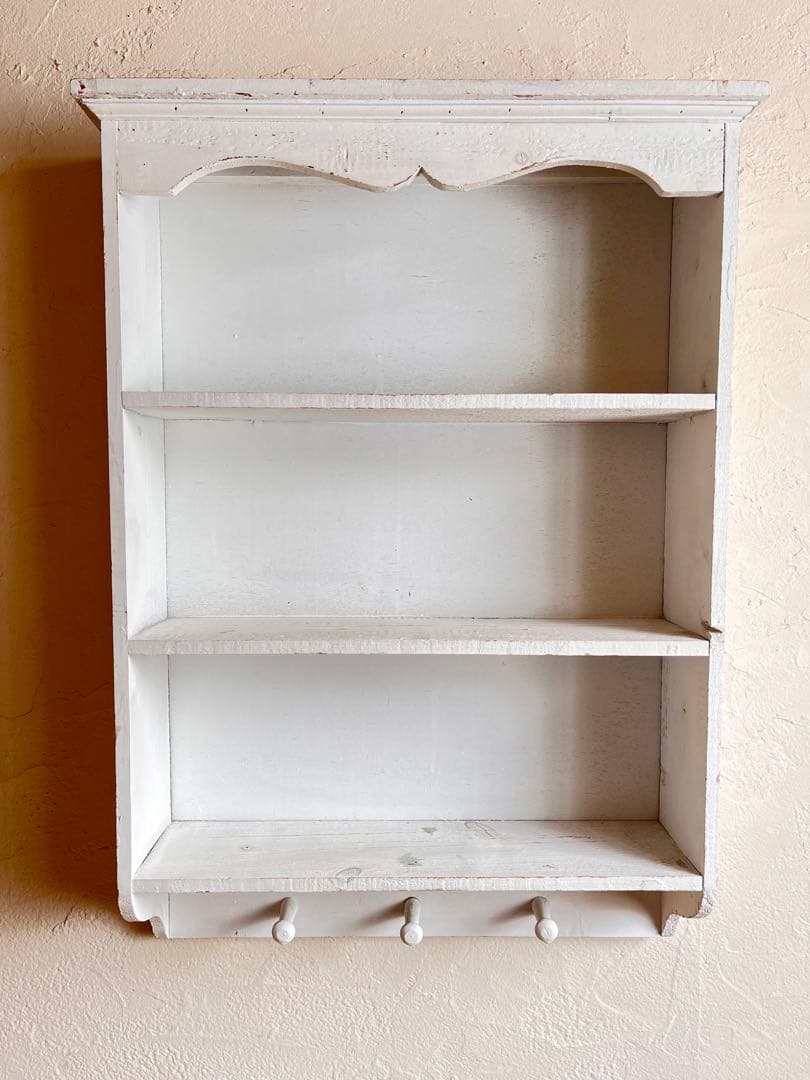 壁掛け木製シェルフ　アンティーク風