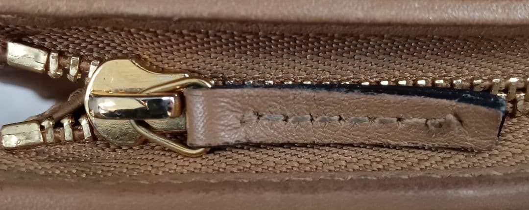 APX08 グッチ マーモント コンパクトウォレット 2つ折り財布