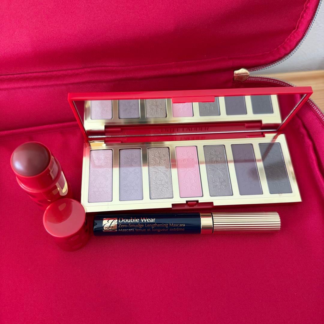 新品未使用！エスティローダー メークアップコレクション2025クリスマスコフレ