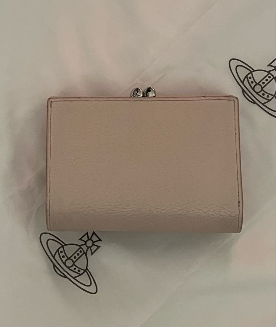 【 Vivienne Westwood 】ヴィヴィアン ピンク三つ折り財布箱付き