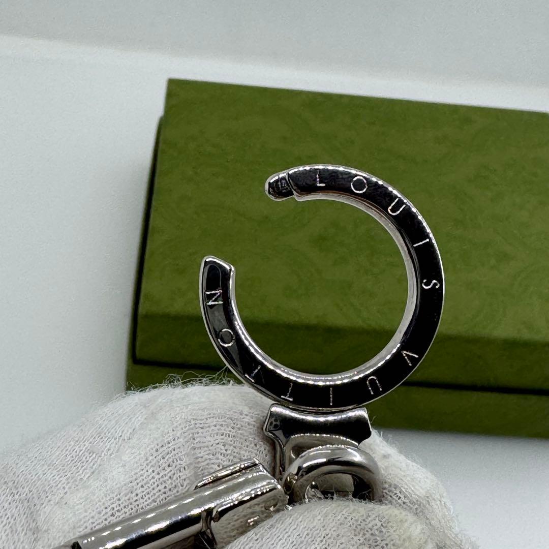 ルイヴィトン ポルト クレ イニシャル LV キーホルダー 077615