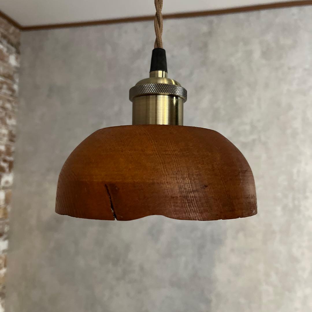 ハンドメイド 天然松ペンダントライトシェード／優しい木目／ナチュラル照明
