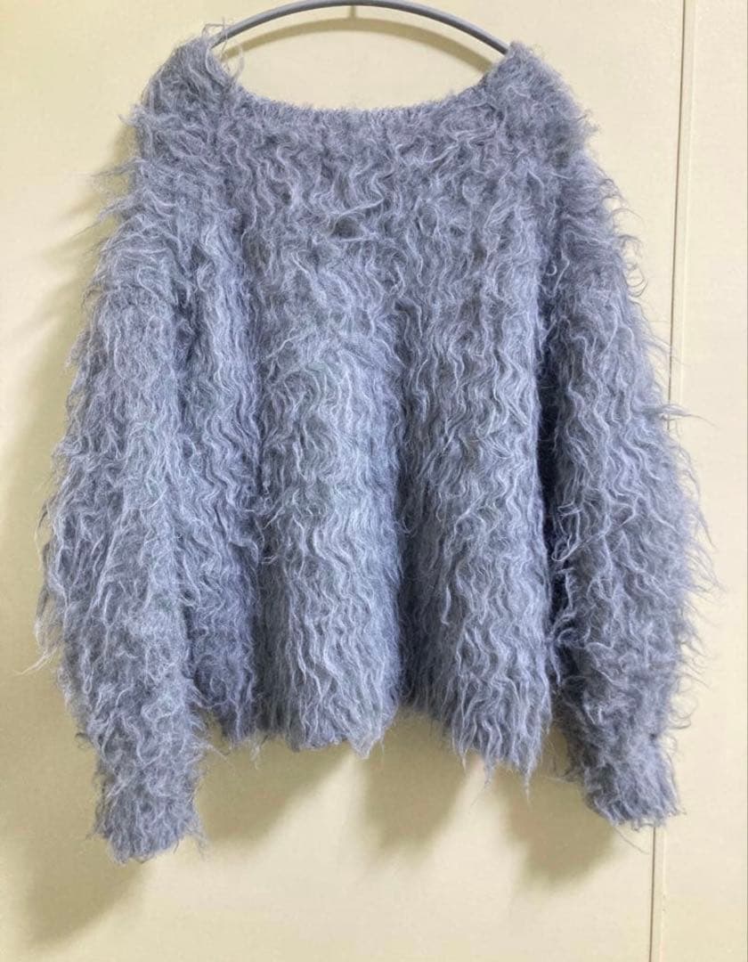 【THE TOÉ】 Pigalle shaggy Vneck knit