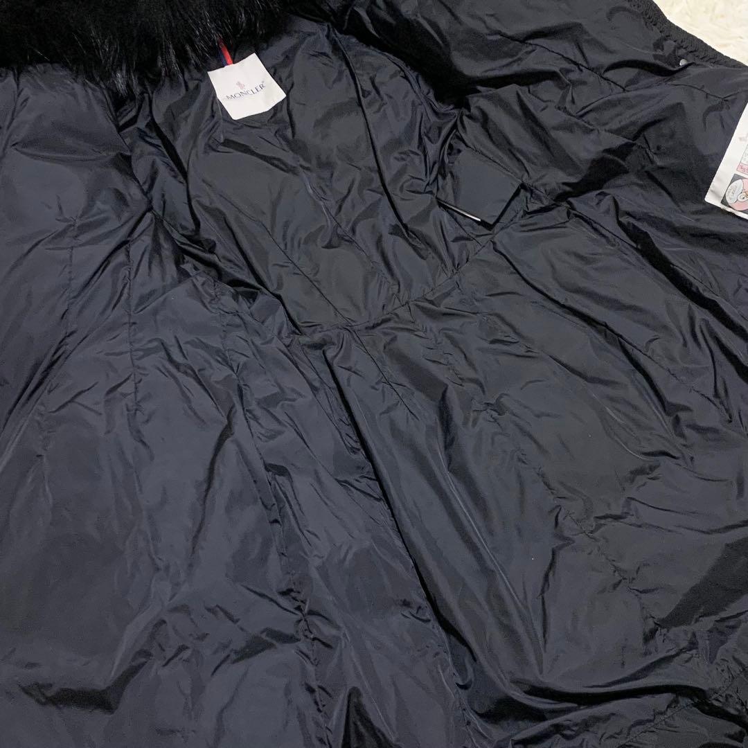 【極美品】モンクレール ダウン PHALANGERE タヌキファー ブラック 0