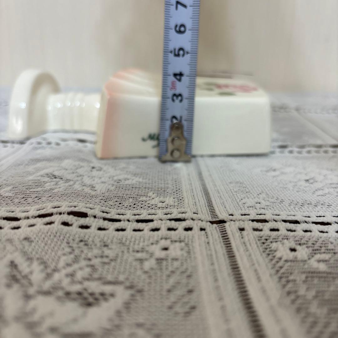 マニーローズ　陶器製スタンド型クロック