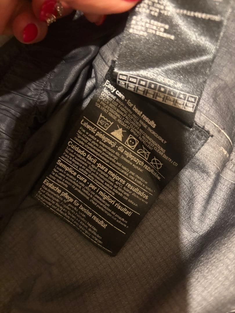 Burton AK 457 GORE-TEX Pro ジャケット M ブラック