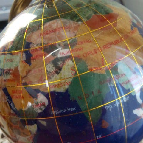 宝石地球儀　ラピスラズリー　高さ20cm