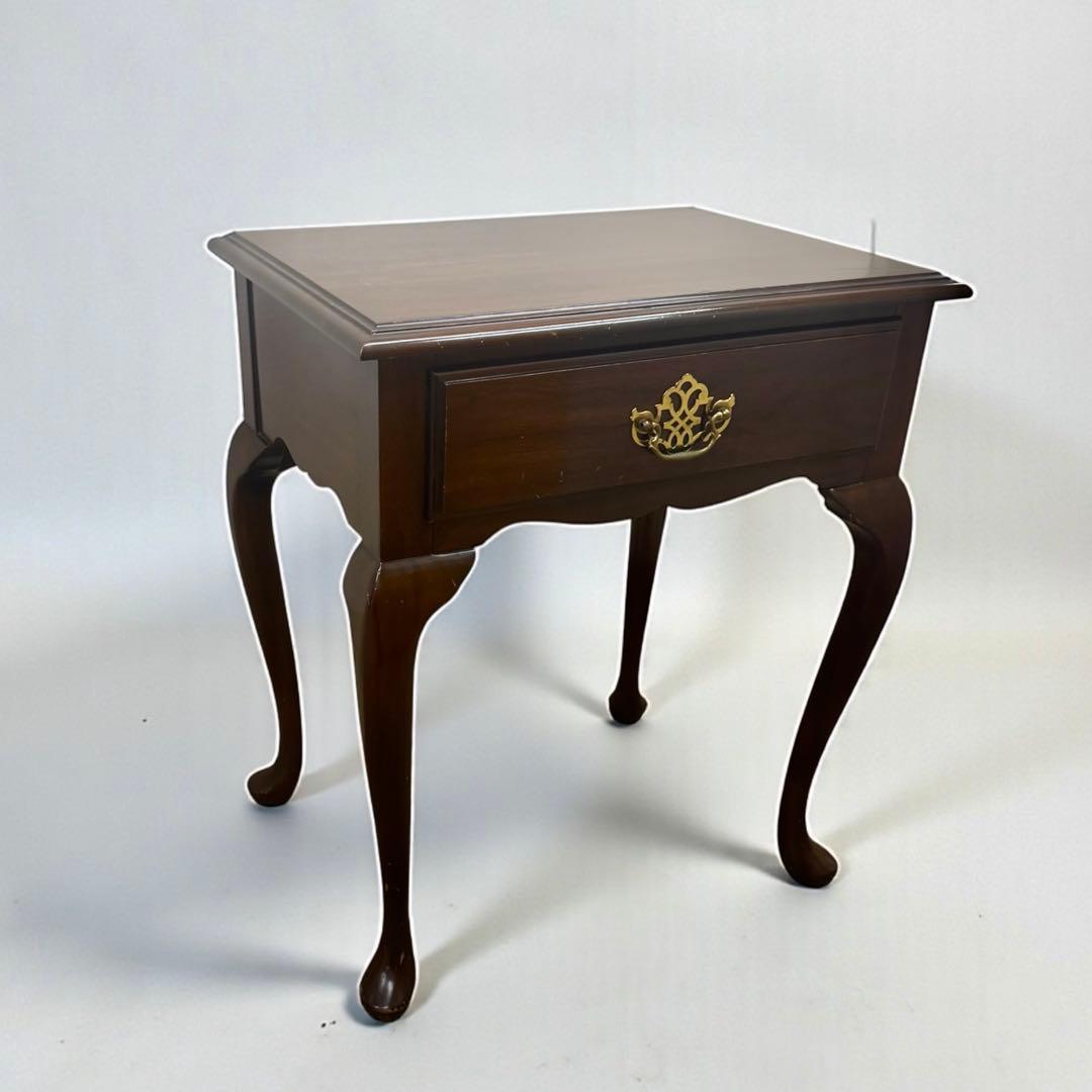 アメリカ製　輸入家具　HARDEN ハーデン　サイドテーブル　アンティーク