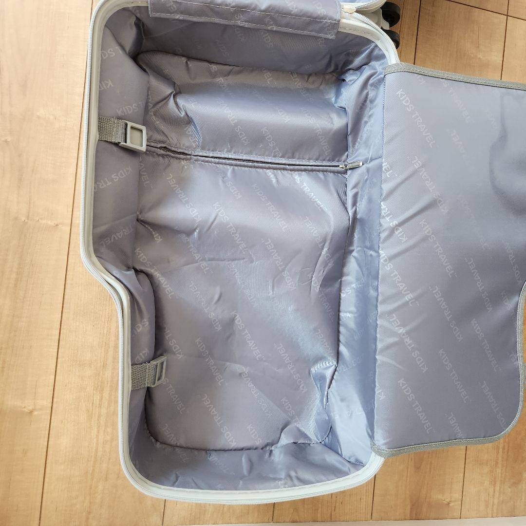 キッズトラベルキャリーミニ　くすみグリーン　子ども乗せキャリーケース