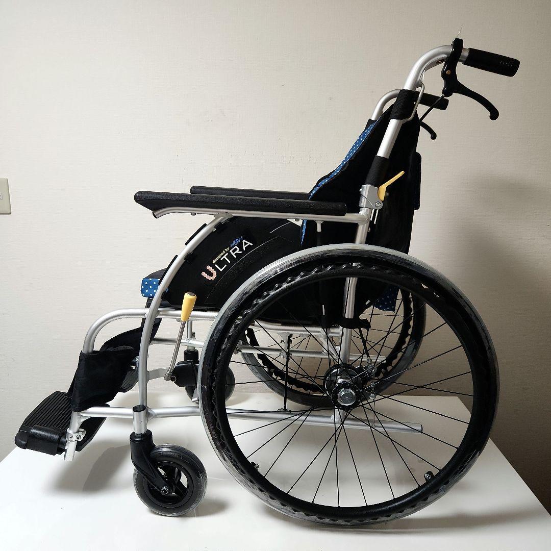 日進医療器　自走用　超軽量　ULTRA　ノーパンクタイヤ　車椅子　NA-U1