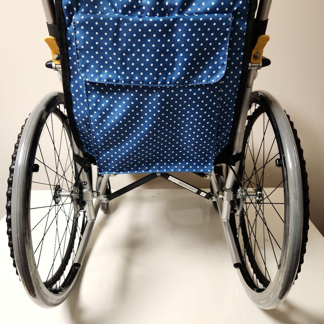 日進医療器　自走用　超軽量　ULTRA　ノーパンクタイヤ　車椅子　NA-U1