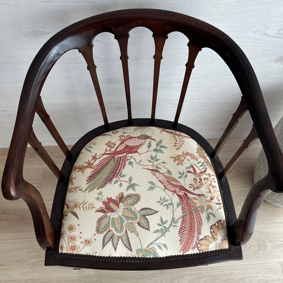 【うらら】アンティーク　アームチェア