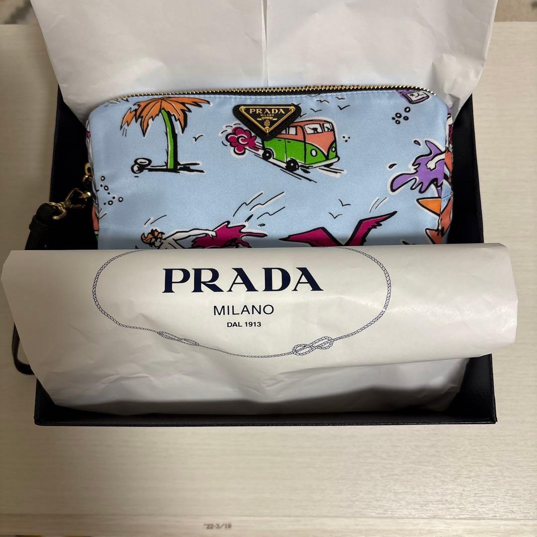 PRADA ポーチ(サーフィンポーチ)