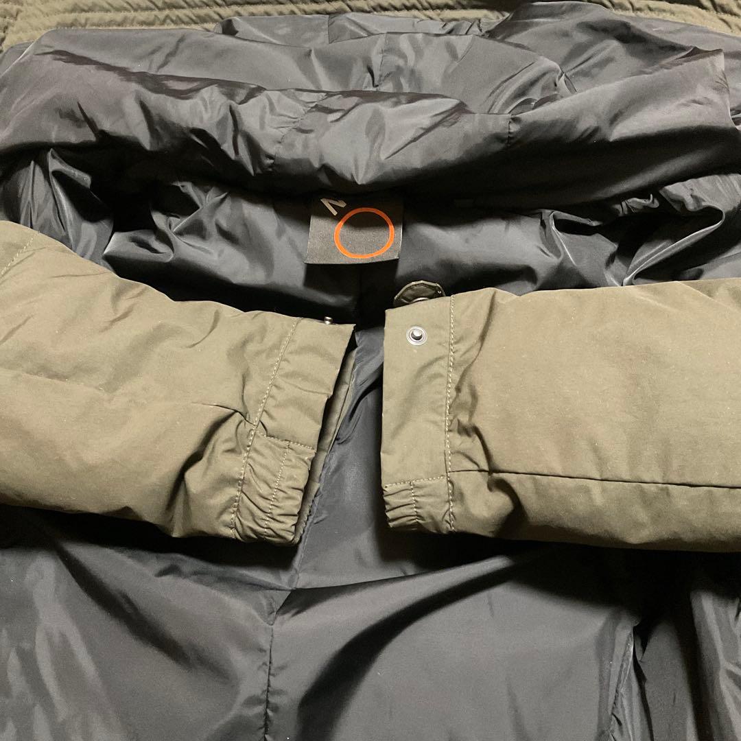 ASPESI フード付きダウンジャケット カーキ　(ダウン90%フェザー10%)