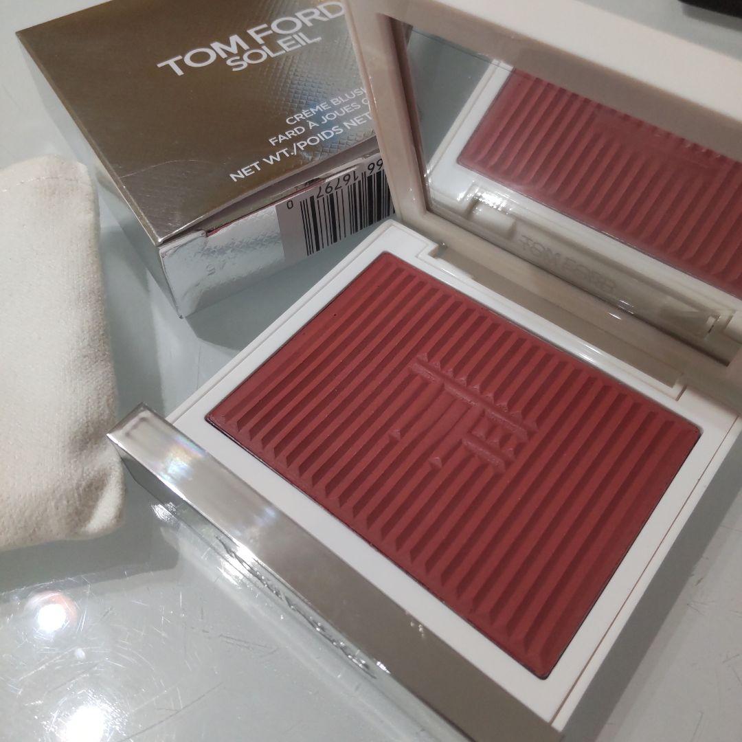 トムフォード　クリームブラッシュ