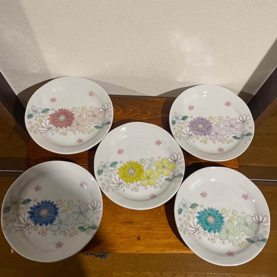 【新品・未使用】九谷焼 仙春窯 5.5号皿揃 花はな ５枚組 色絵