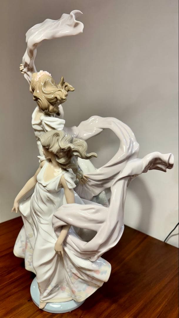 【特大廃盤レア美品】68万円　図鑑付　リヤドロ 　「自由への賛歌」 Lladro